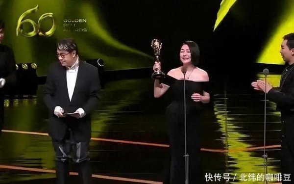 粤友钱 大S离世240天，小S金钟奖含泪首现身